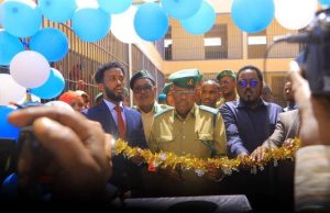 Daawo :taliyaha ciidanka aslubta Somalia oo Gaalkacyo galmudug xabsi cusub ka xarig jaray